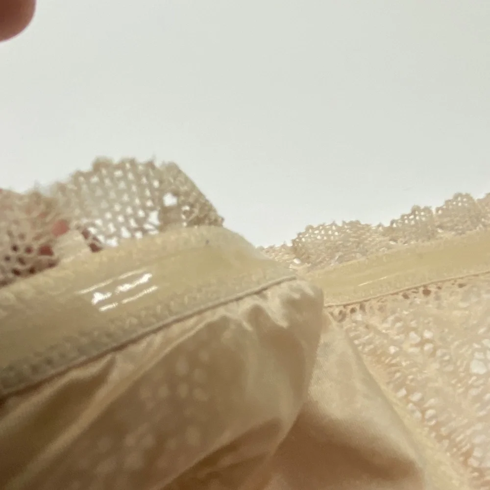 * Victoria secret bralette large lace detail strapless non slip strip - Picture 8 of 8